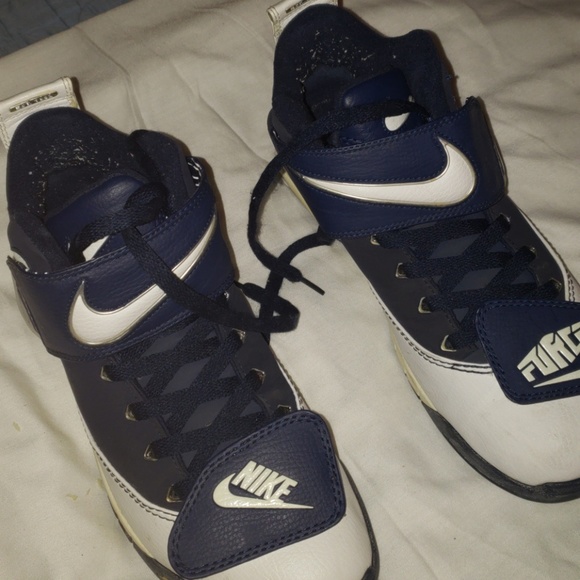 nike force basketball